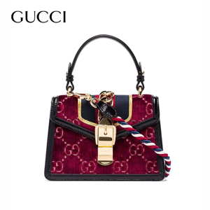 【2020年春夏新作大人気】グッチ偽物 グッチ Sylvie ミニショルダーバッグ